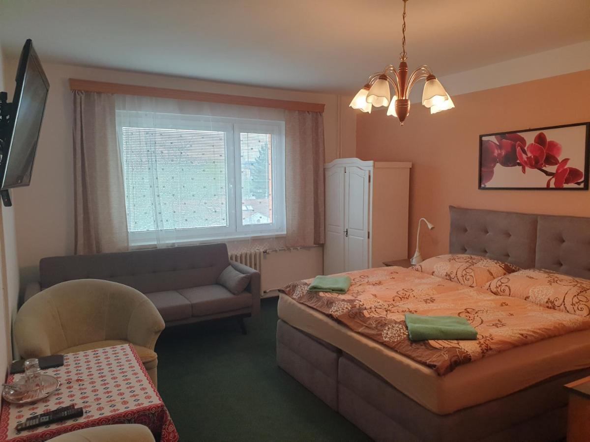 Pension Beranek Прага Экстерьер фото